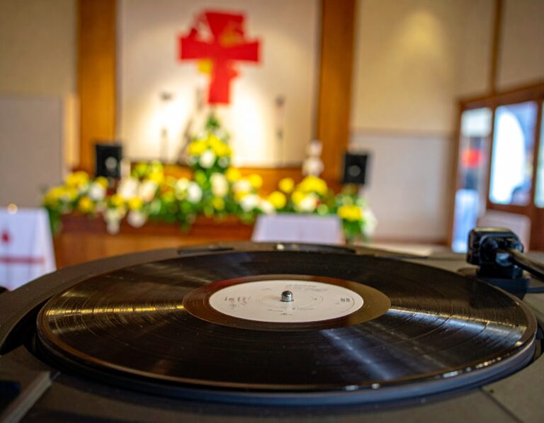 【初心者向け】動画編集で挫折しない！葬儀動画も作れる超簡単ツール